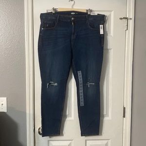 Old Navy Rockstar Super Skinny Jeans